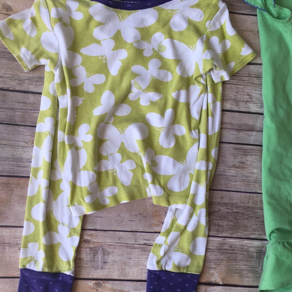 3t pajama bundle - Picture 3 of 6